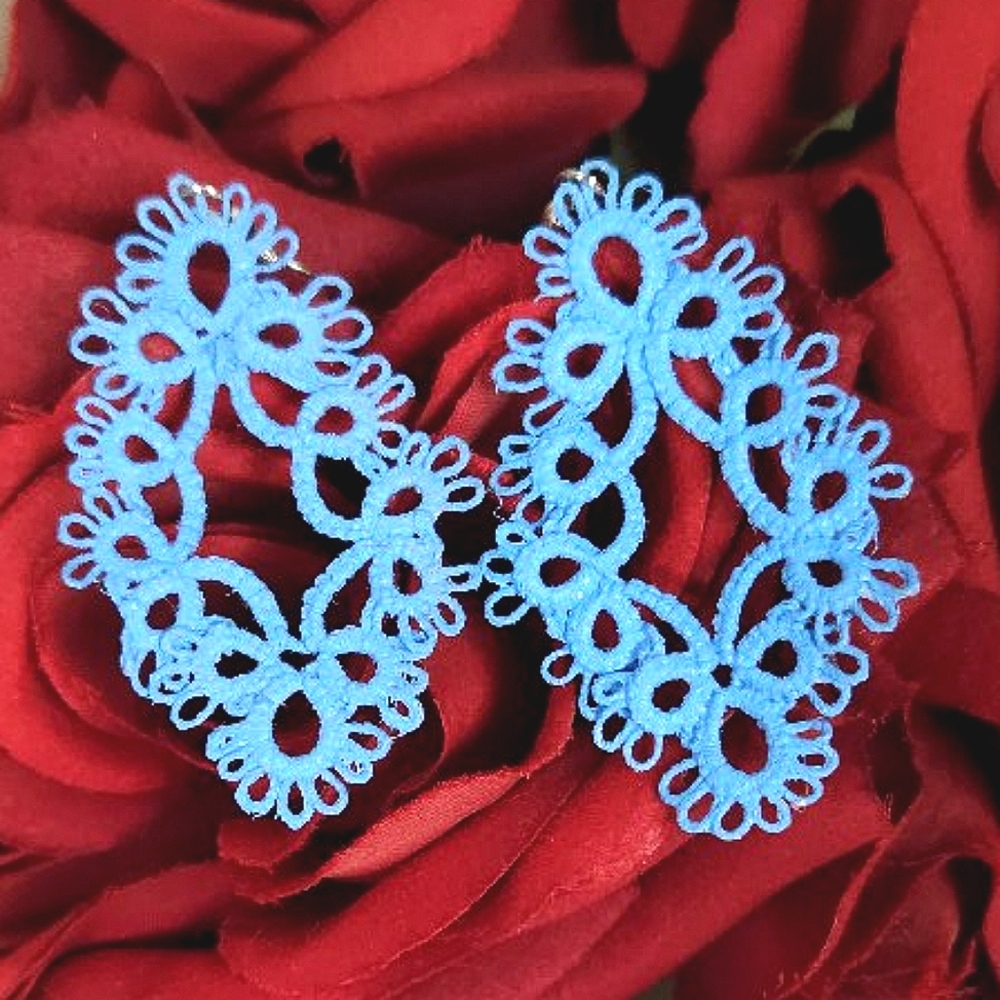 Vintage Handmade Tatting Sky Blue Lace Dangle Earrings Spiral & Loop Designs